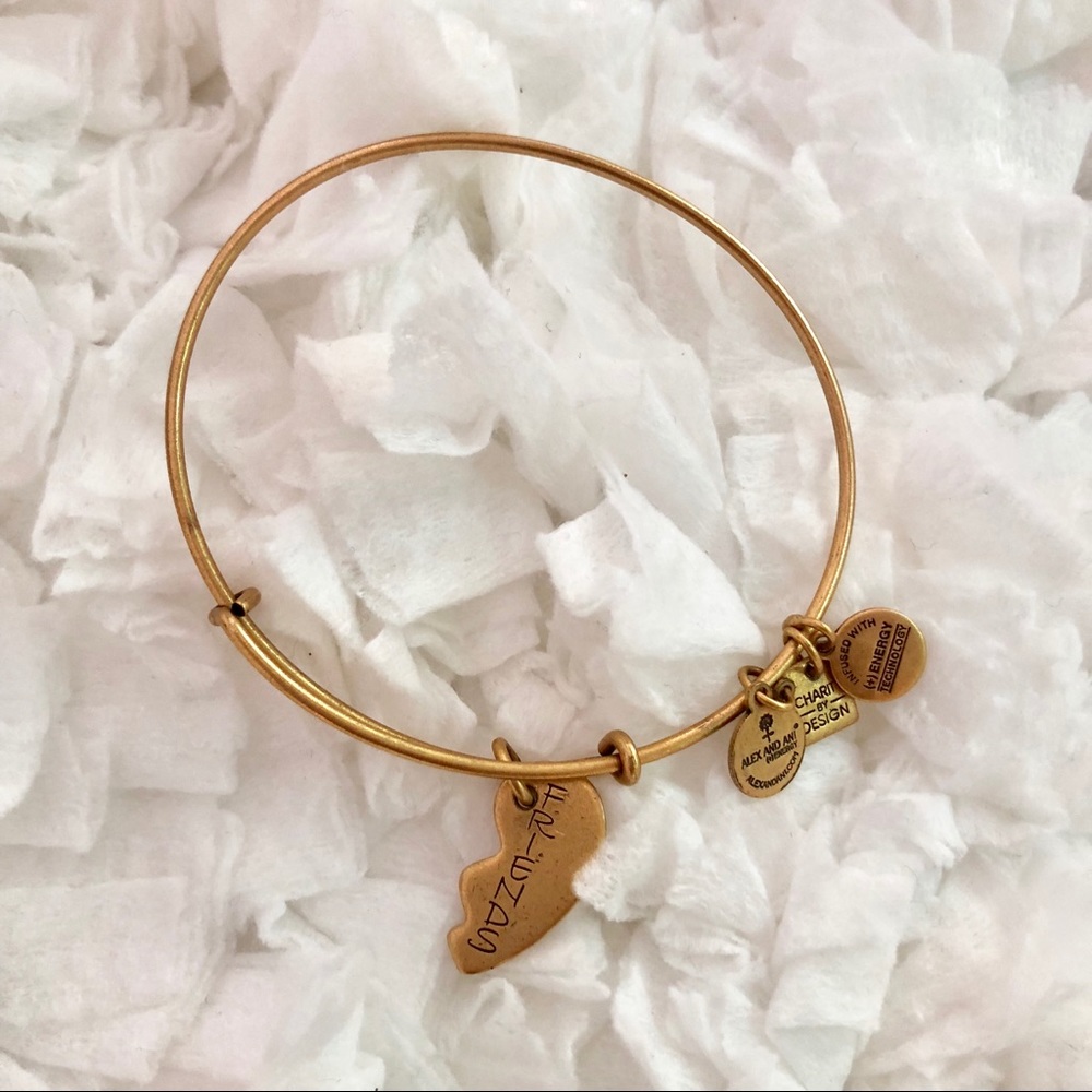 🌟Alex & Ani🌟half of the “best friends” bracelet